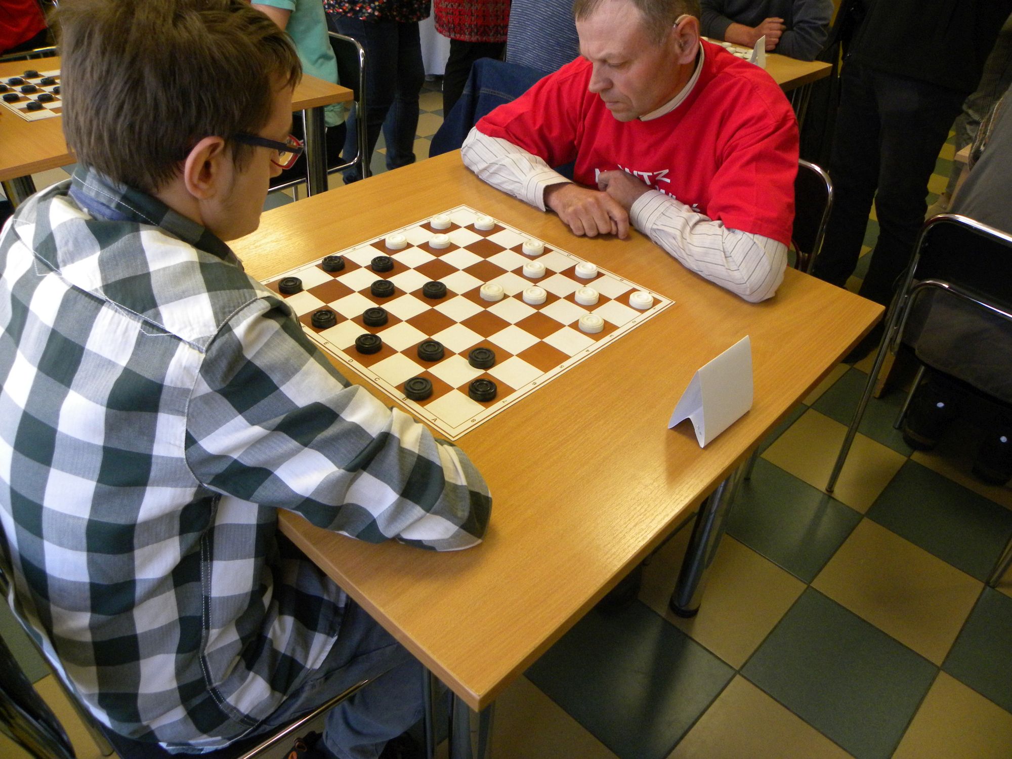 Warcabowe rozgrywki