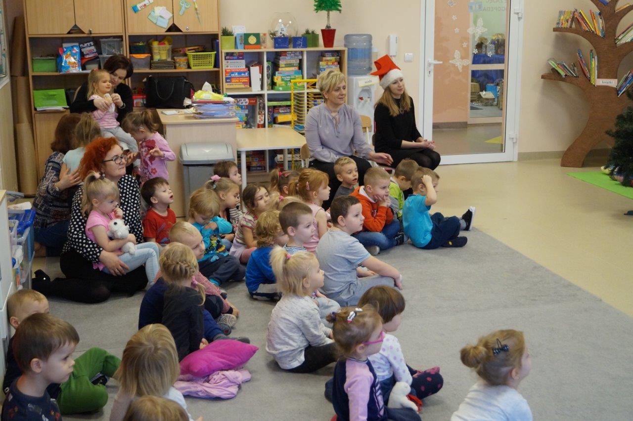 Święty Mikołaj w Bibliotece i  Ośrodku Kultury